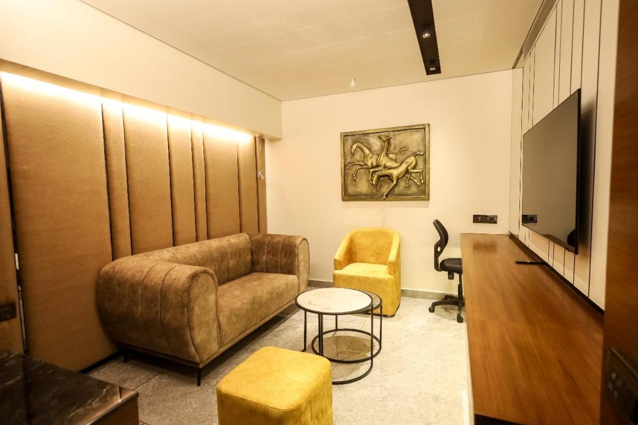 Hotel Noah Spire Agartala Exterior foto