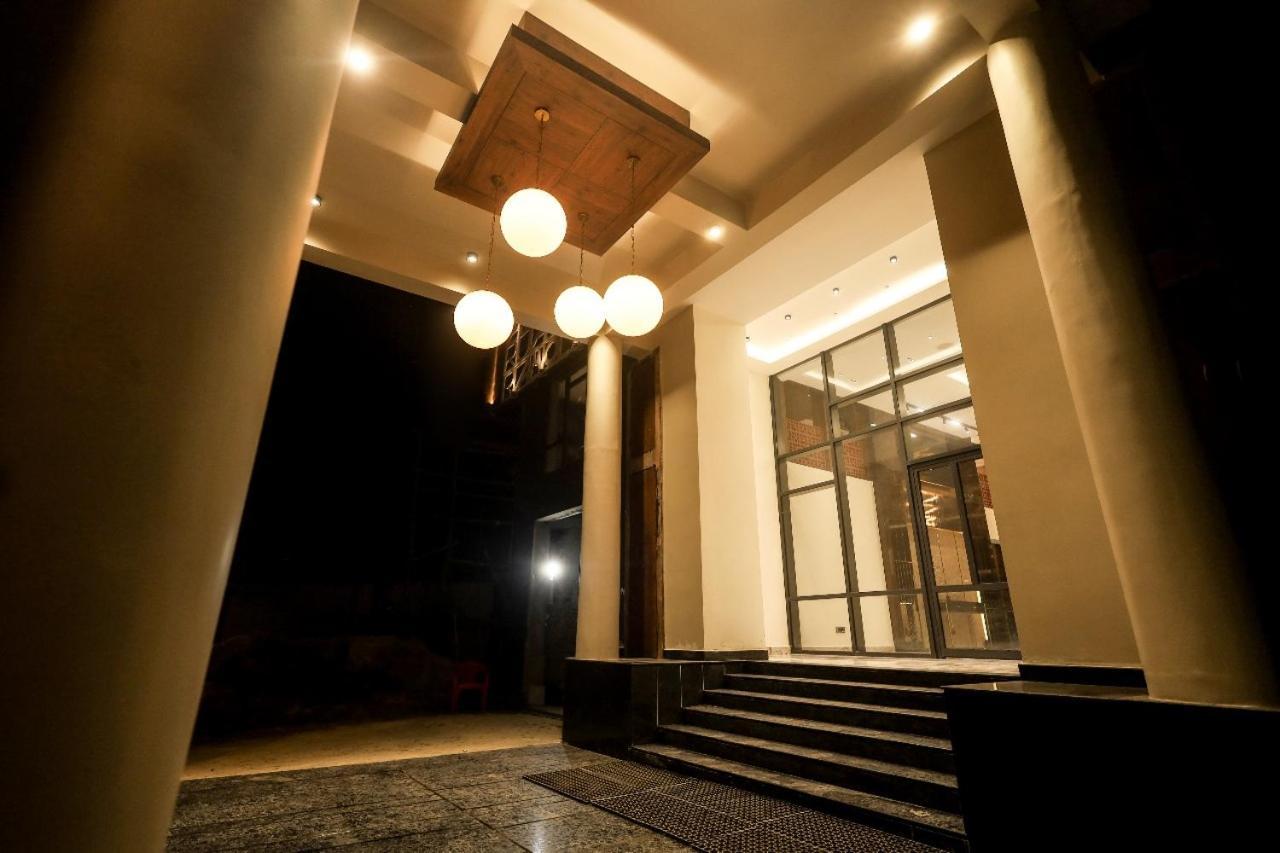Hotel Noah Spire Agartala Exterior foto