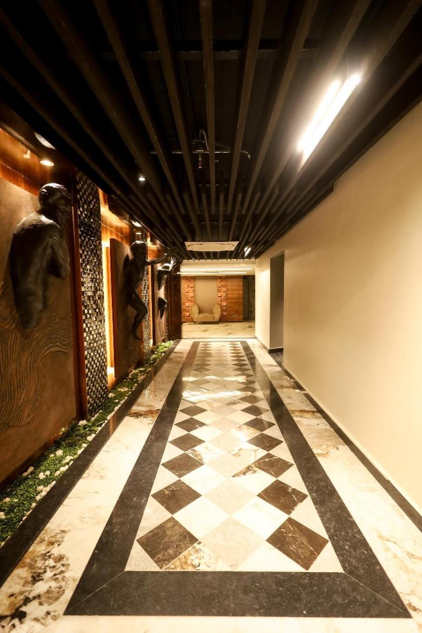 Hotel Noah Spire Agartala Exterior foto